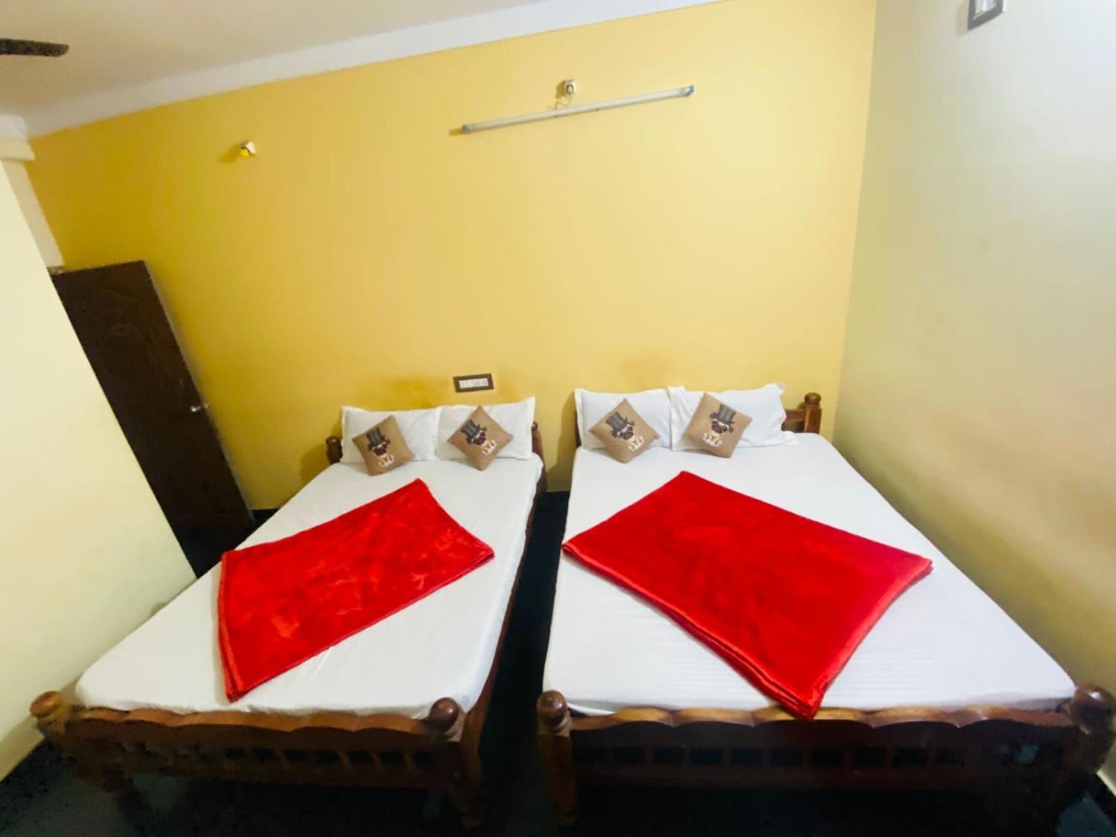 Hotel Hk Residency Mysore Esterno foto